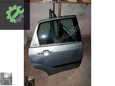Ford Focus Kapı (Arka Sağ) çıkma parça
