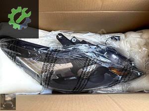FORD FOCUS 2.5 MERCEKLİ SAĞ FAR SIFIR 2008-2011