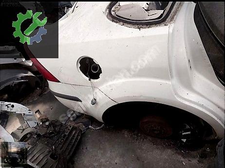 Ford Focus Çamurluk (Arka) çıkma parça