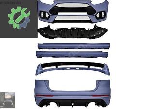 FORD FOCUS 3.5 RS BODY KİT SET 2015-2018