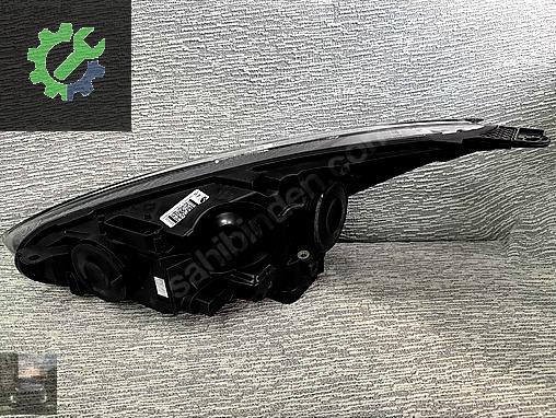 Ford Focus Sağ Ön Far çıkma parça