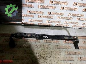 FORD FOCUS 3 -3.5 8V61 8A297 JH RADYATÖR ALT BEŞİK TRAVERS ORJİN
