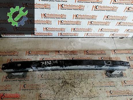 Ford Focus Tampon Demiri çıkma parça