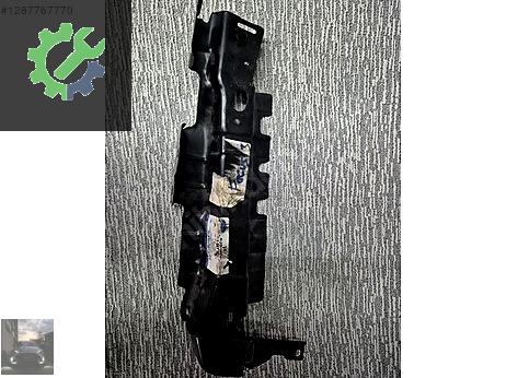 Ford Focus Çamurluk (Ön) çıkma parça