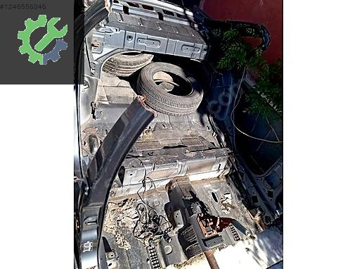 FORD FOCUS SAĞ SOL ARKA CAMURLUK-ARKA PANEL-SAG SOL MASBIYEL