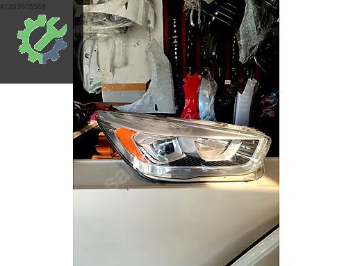 Ford Kuga Sağ Ön Far çıkma parça - ÖZGÜR OTO İSTANBUL