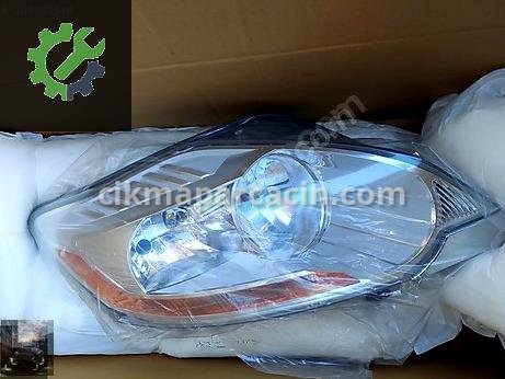 Ford Kuga Sağ Ön Far çıkma parça