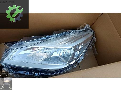 Ford Kuga Sol Ön Far 13W030 çıkma parça
