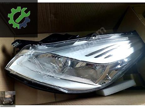 Ford Kuga Sol Ön Far 13W030 çıkma parça