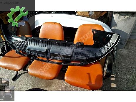 Ford Kuga Bakalit çıkma parça