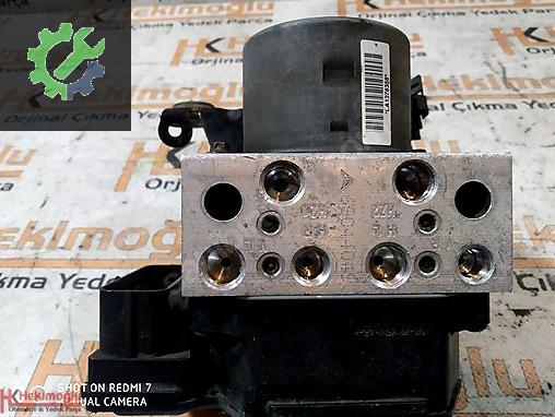 Ford Mondeo Beyin 8G91-2C405-AB çıkma parça