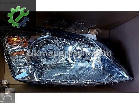 Ford Mondeo Sağ Ön Far çıkma parça