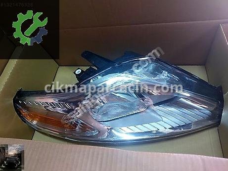 Ford Mondeo Sağ Ön Far çıkma parça