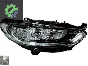 FORD MONDEO SAĞ FAR 2015-2016-2017-2018 (DS73 13W029 AG)