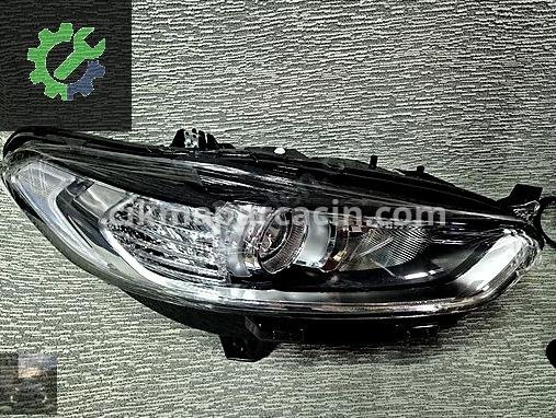 Ford Mondeo Sağ Ön Far 13W029 sıfır parça