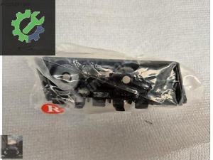FORD MUSTANG SAĞ ÖN TAMPON BRAKETİ FR3B 17D958 AE