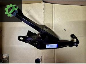 FORD MUSTANG SOL KAPUT MENTEŞESİ 2018-2023 (JR3Z 16797 A)
