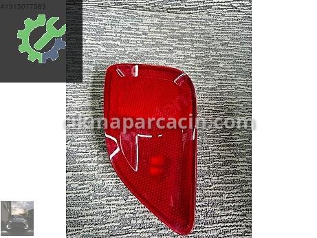 Ford Puma Reflektör çıkma parça