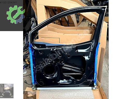 Ford Tourneo Custom Kapı (Ön Sağ) çıkma parça