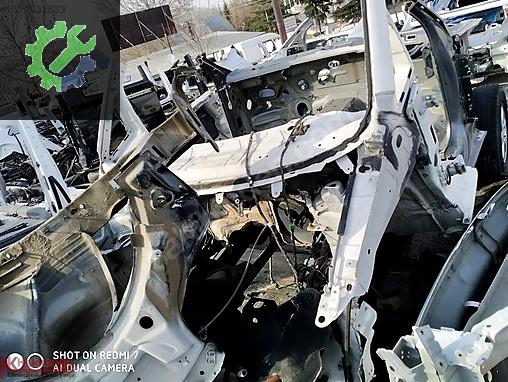 Ford Tourneo Custom Marşpiyel Sacı çıkma parça