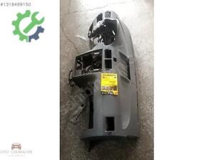 Ford Transit Connect Göğüslük (2. Adet)