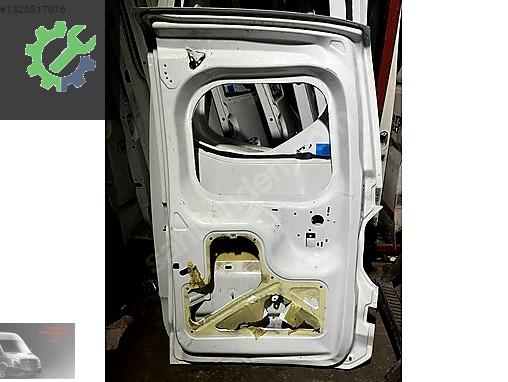 FORD TRANSİT COURİER BAGAJ KAPISI