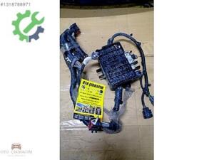 FORD TRANSİT CUSTOM SİGORTA KUTUSU VE TESİSAT BK2T9K499