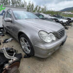 Mercedes-Benz C Serisi Çıkma Far