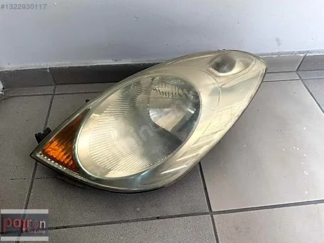 Nissan Note Sol Ön Far çıkma parça