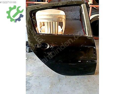 Renault Clio Sağ Kapı çıkma parça
