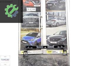 Fabrikasyon Yedek Parça Kutulu Uygun Far Toyota Orginal