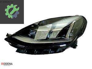 Far İşime Yaramıyor Fabrikasyon Çıkma Ürün Otomobil & Arazi Aracı Tesla