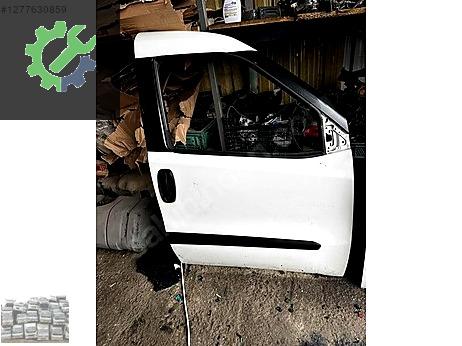 Renault Clio Sağ Ön Kapı çıkma parça