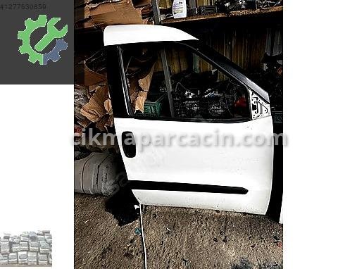 Renault Clio Sağ Ön Kapı çıkma parça