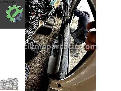 Fiat Doblo Sağ Ön Kapı çıkma parça