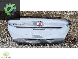 Fiat Egea Arka Bagaj Kapağı