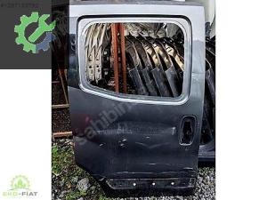 Fiat Fiorino Sağ Sürgülü Kapı (2. Adet)
