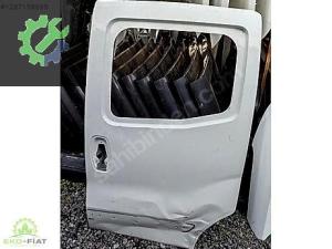 Fiat Fiorino Sol Sürgülü Kapı (3. Adet)