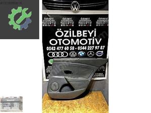 Fluence sağ arka kapı yüzü perdeli