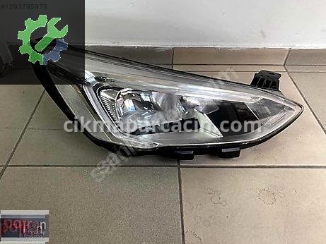 Ford Focus Sağ Ön Far çıkma parça