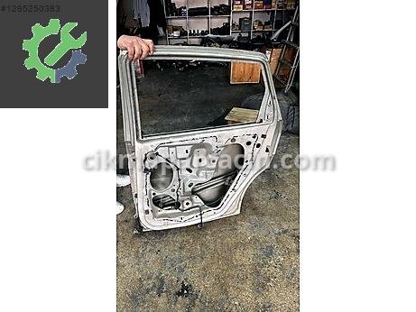 Ford Focus Kapı (Arka Sağ) çıkma parça