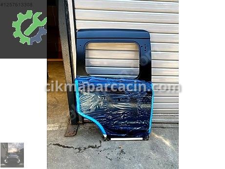 Ford Courier Sağ Kapı çıkma parça