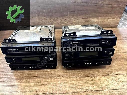 Ford Fiesta Teyp çıkma parça