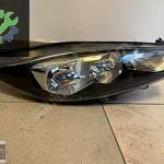 Ford Fiesta Makyajlı Sağ Far Orjinal