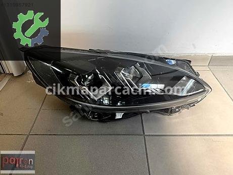 Ford Kuga Sağ Ön Far çıkma parça