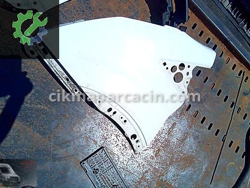 Ford Transit Çamurluk (Ön) çıkma parça