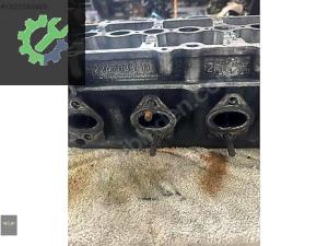 Freelander 1 TD4 BMW silindir kapağı 2247038 11