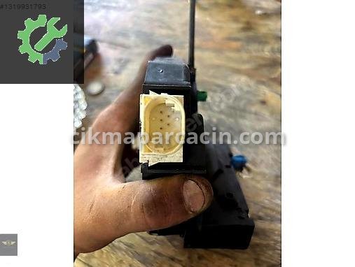 Land Rover Freelander Kapı Kilidi çıkma parça
