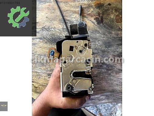 Land Rover Freelander Kapı Kilidi çıkma parça