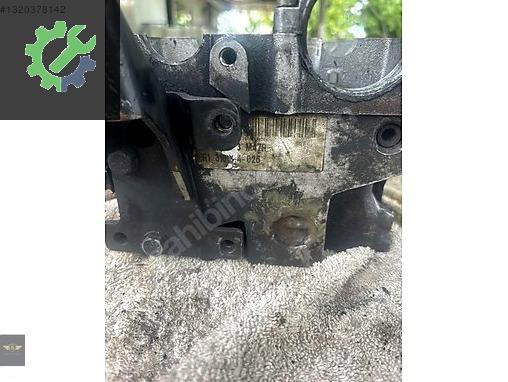 Freelander bir silindir kapağı 2247038 11
